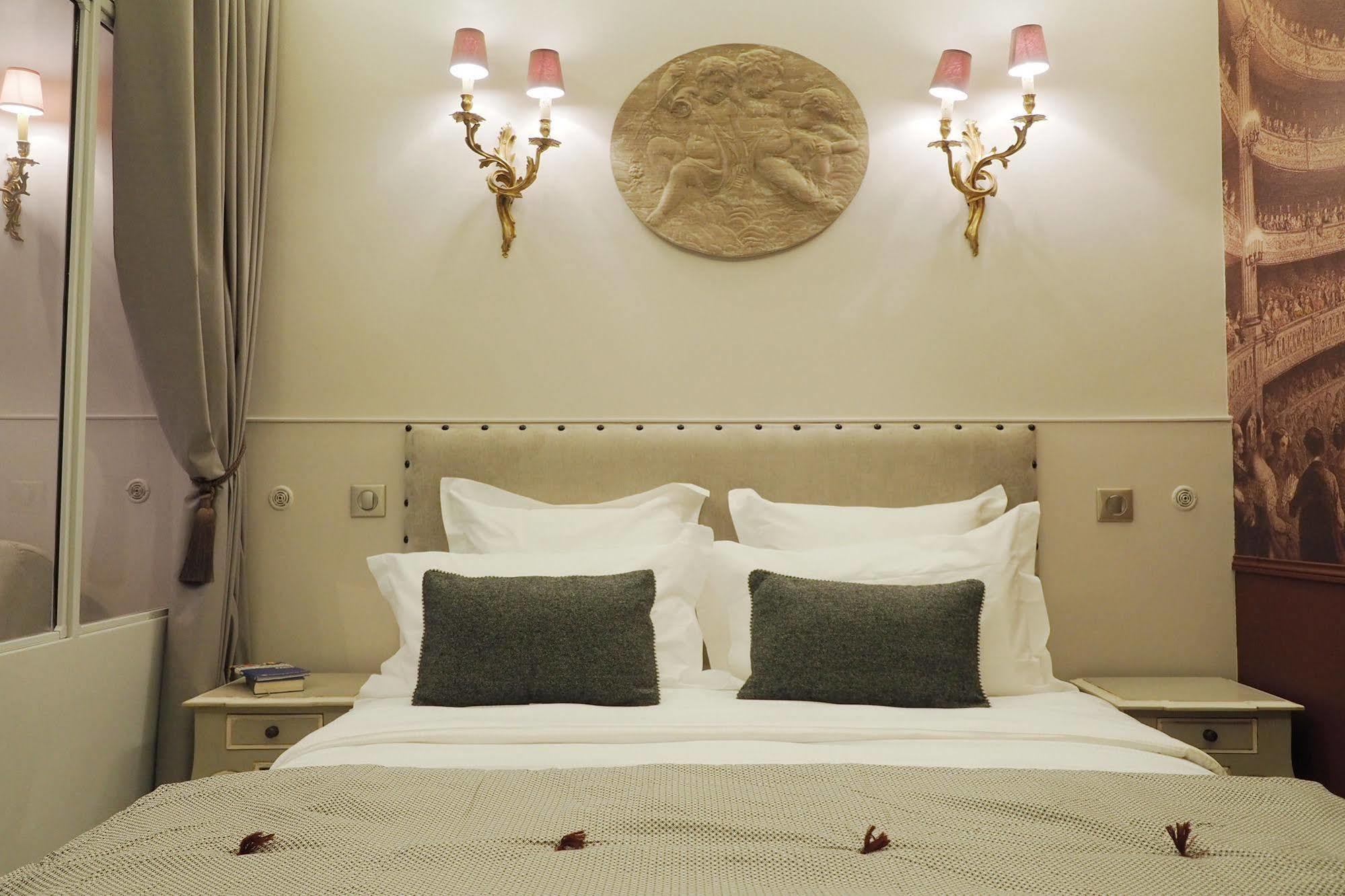 Palais Royal Chicsuites Париж Экстерьер фото