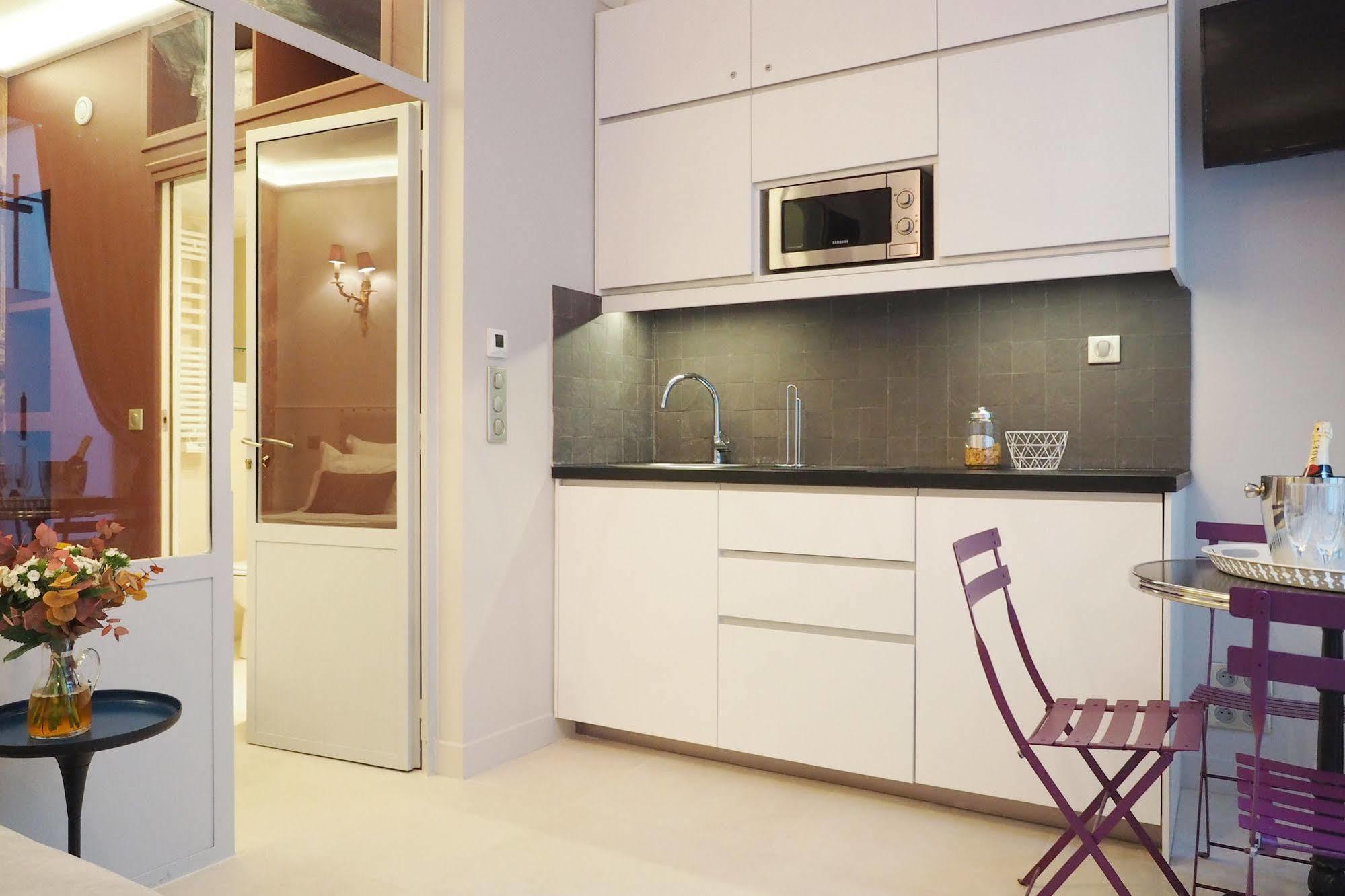 Palais Royal Chicsuites Париж Экстерьер фото