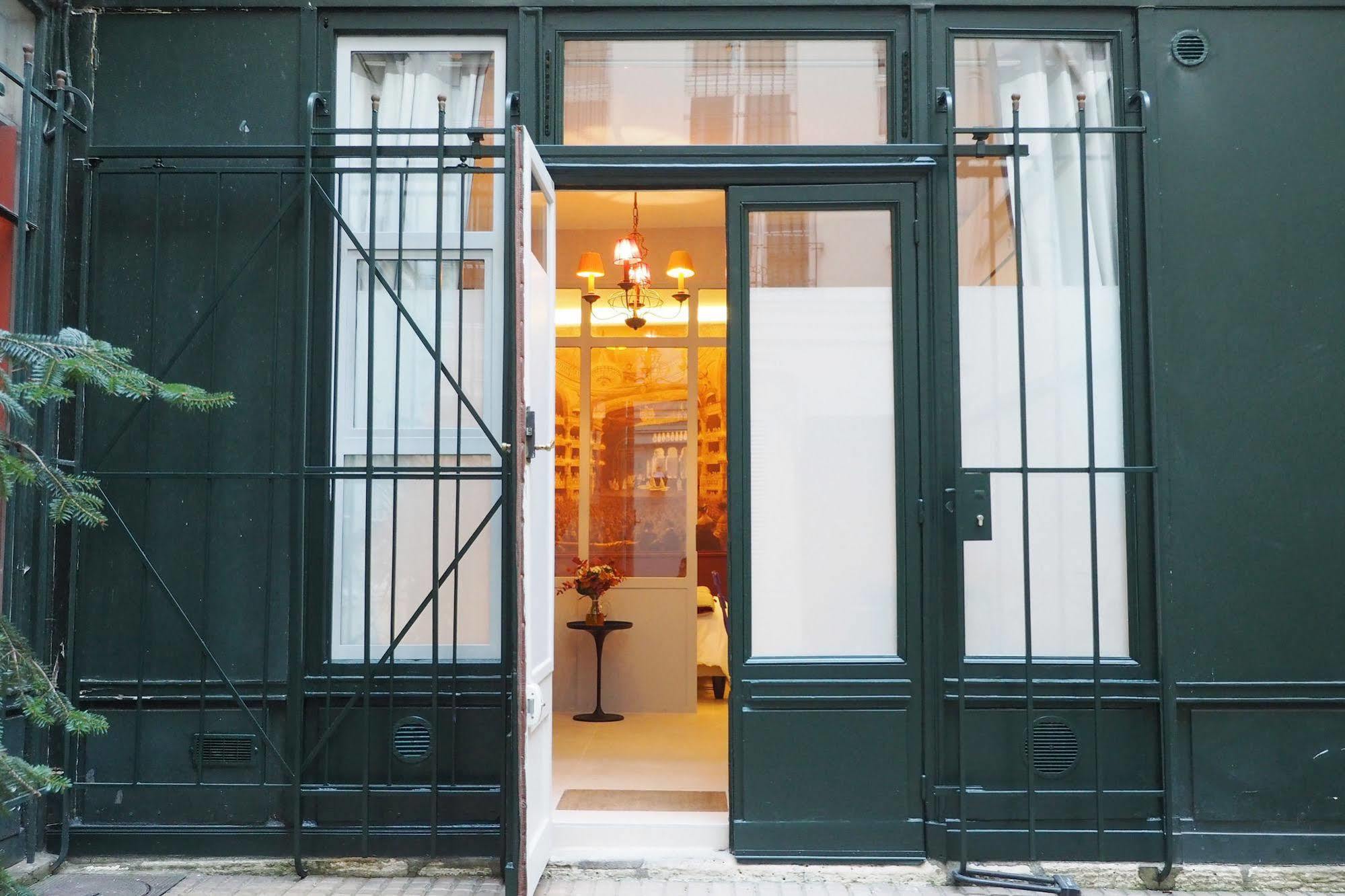 Palais Royal Chicsuites Париж Экстерьер фото